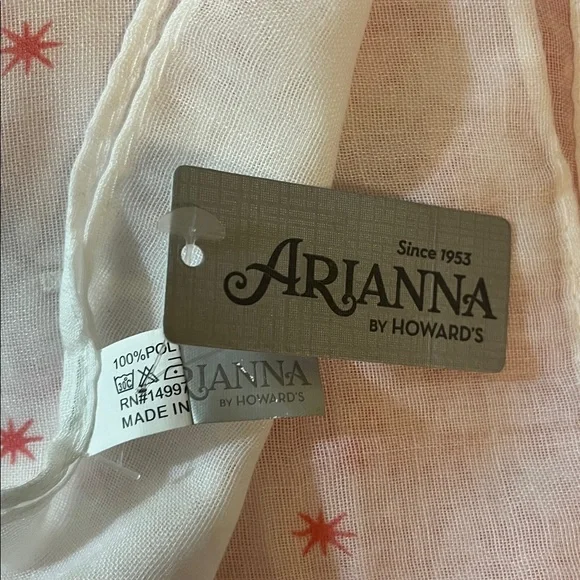 Pink & white scarf. NWT - Picture 3 of 6